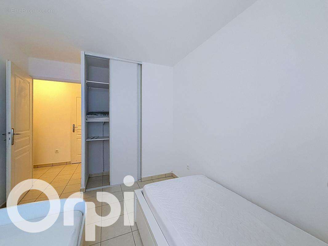 Appartement à PUGET-SUR-ARGENS