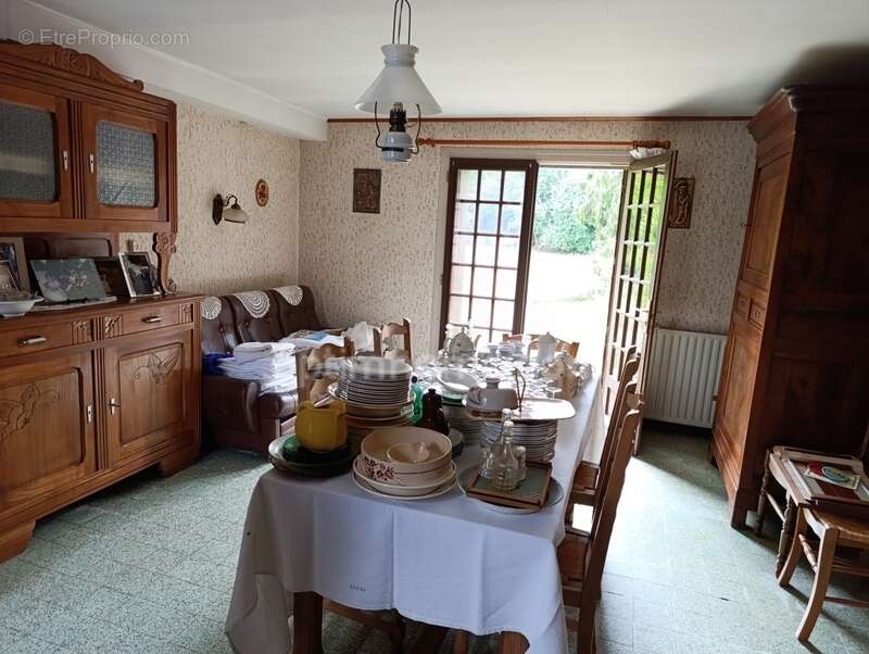 Maison à LA CAILLERE-SAINT-HILAIRE