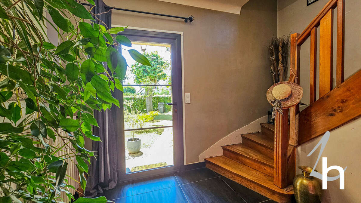 Maison à SAINT-CONTEST