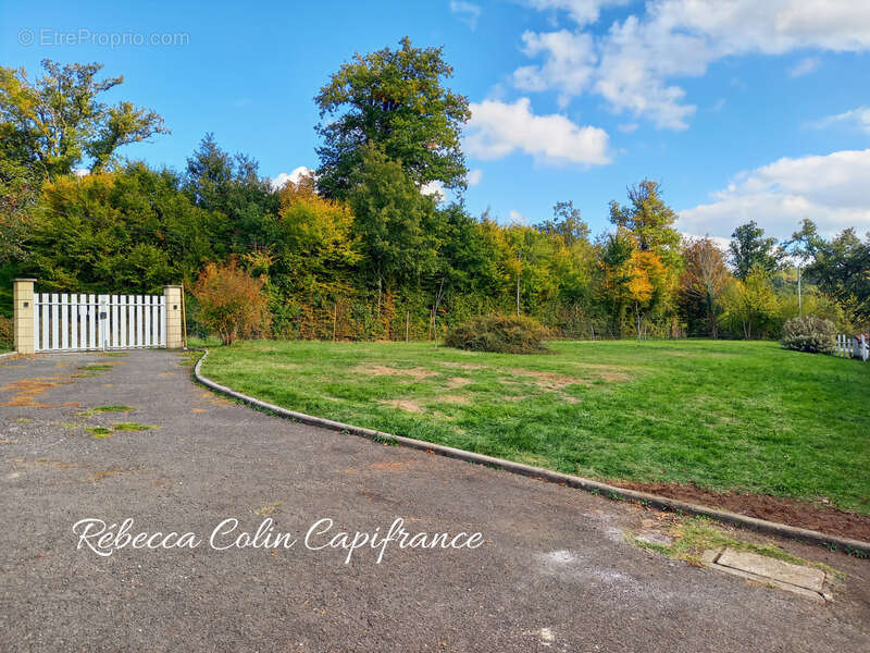 Maison à SAINT-CREPIN-D'AUBEROCHE