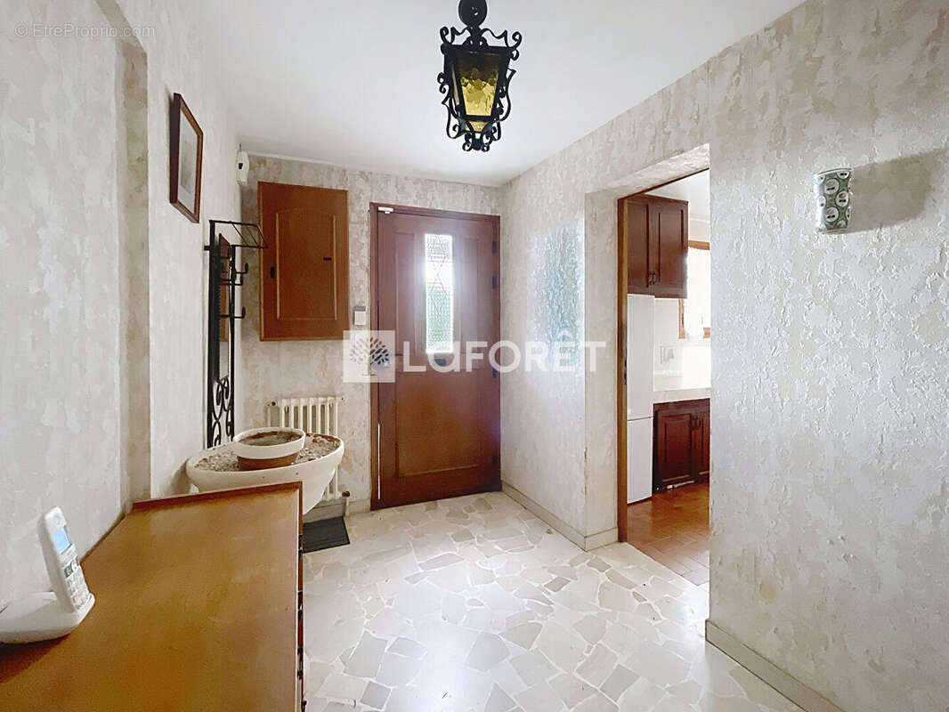 Maison à LA VALETTE-DU-VAR