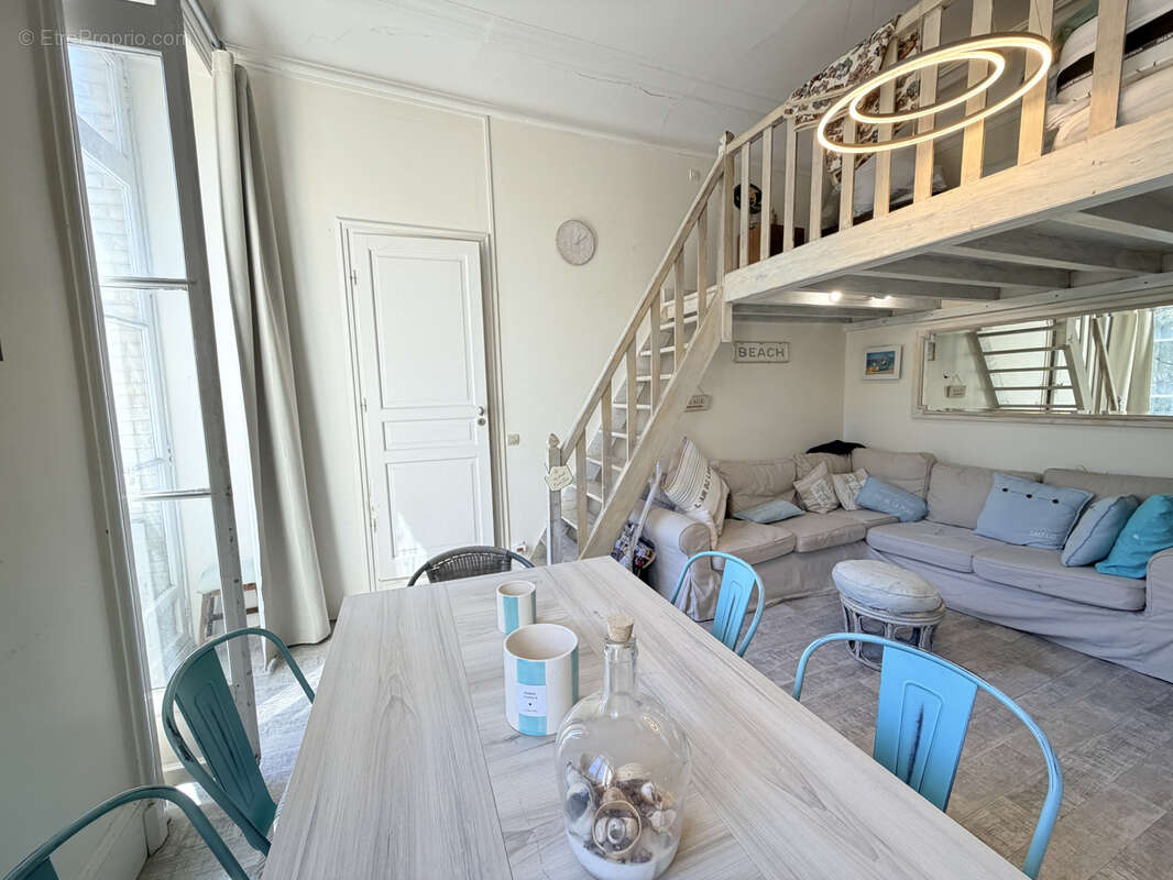 Appartement à TROUVILLE-SUR-MER