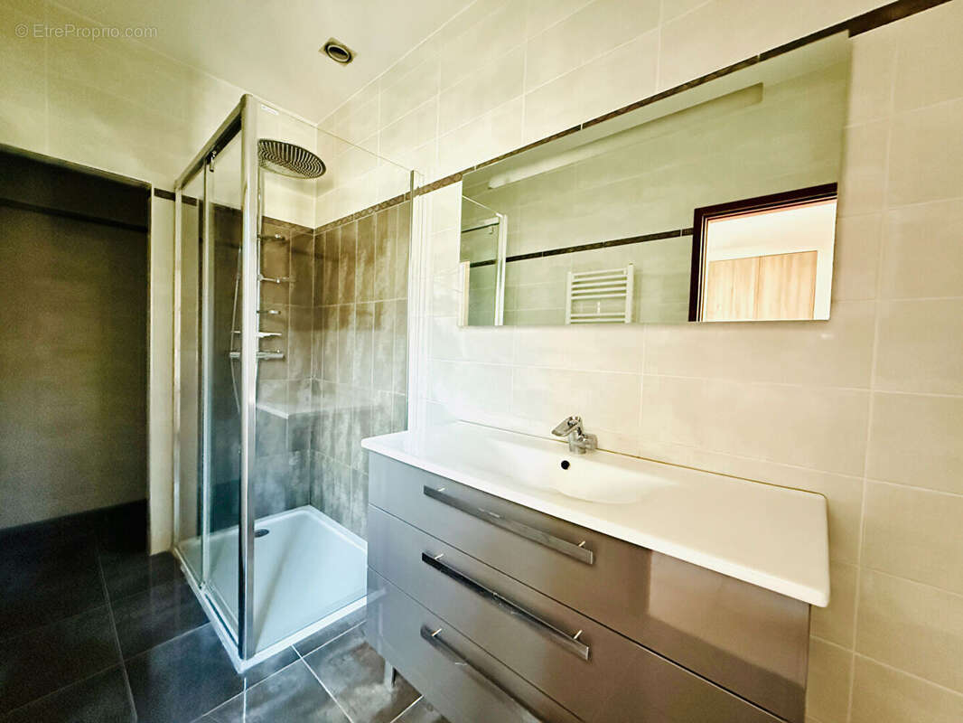 Appartement à MONSEMPRON-LIBOS