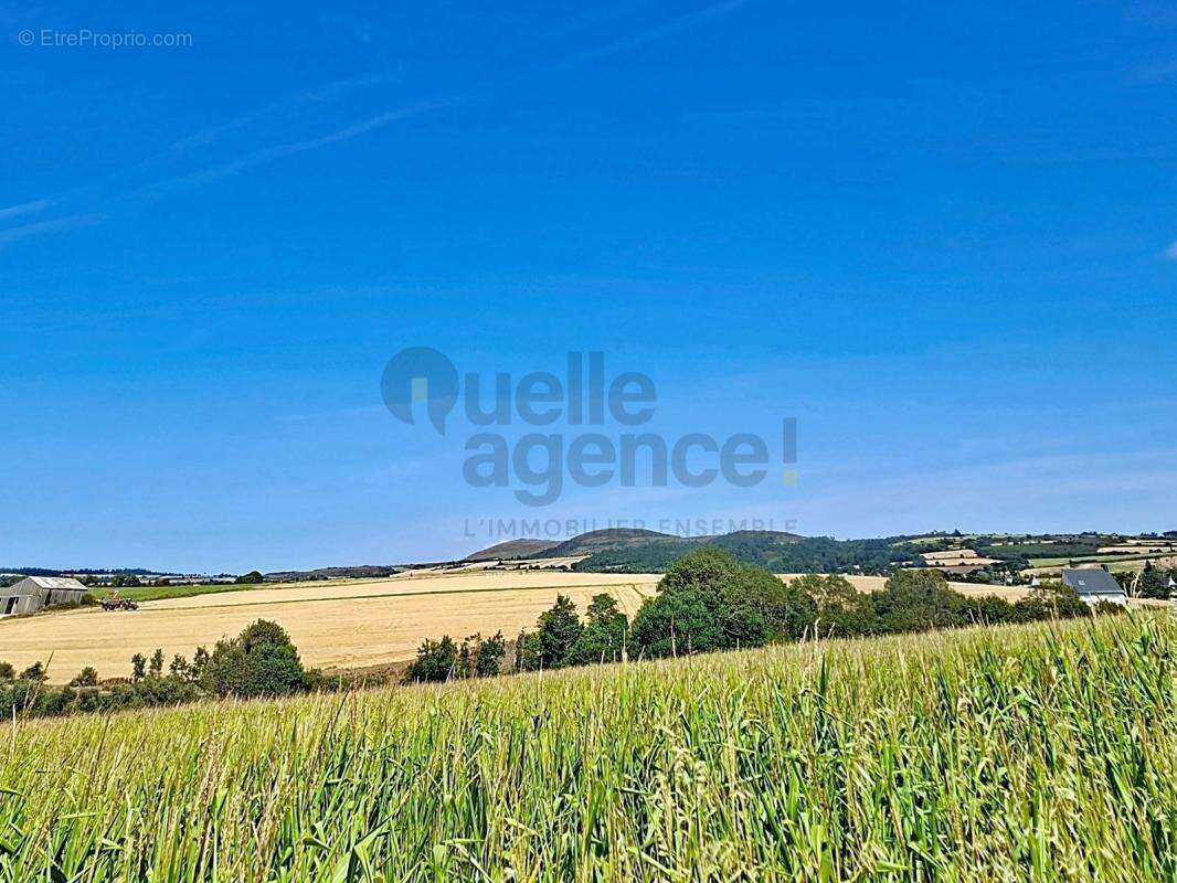 Maison composée de trois appartements indépendants à seulement 400 mètres de la plage de Pentrez - photo 2