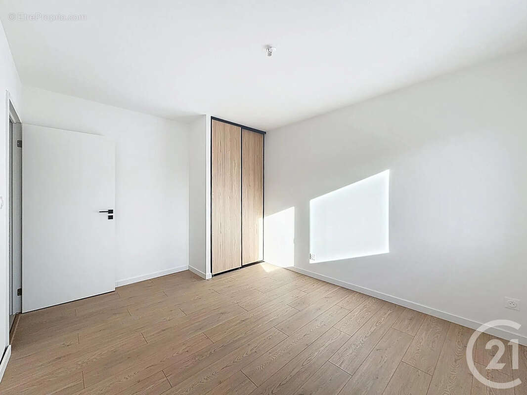 Maison à SAINT-JULIEN