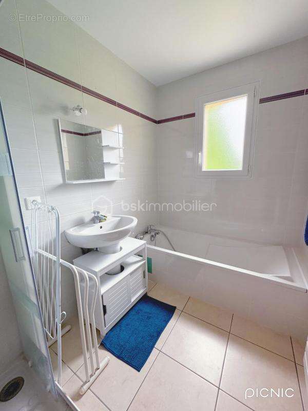 Jolie maison de construction traditionnelle de 2015 - photo 17