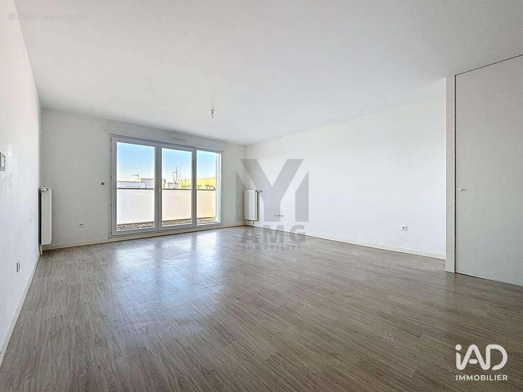 Photo 4 - Appartement à BEZANNES