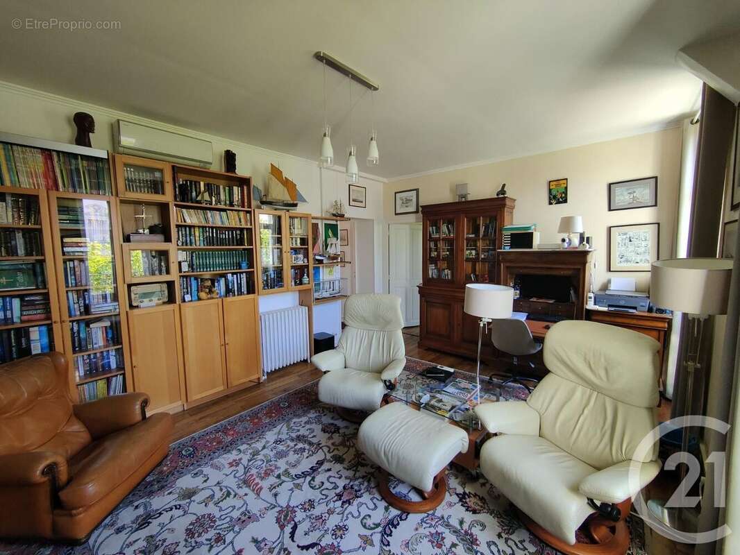 Maison à COSNE-COURS-SUR-LOIRE