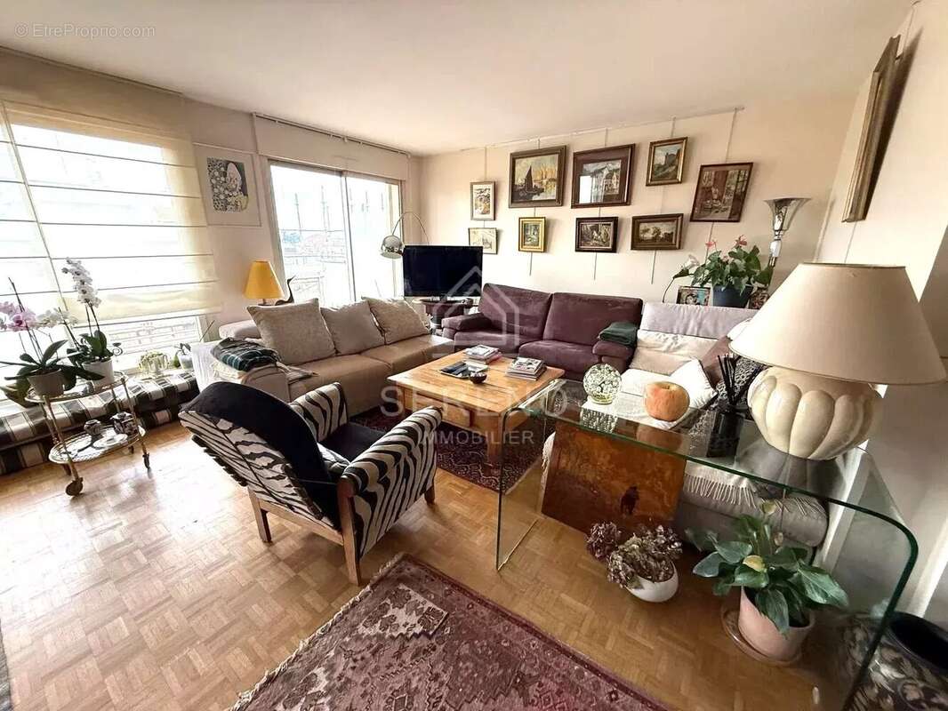 Appartement à NOGENT-SUR-MARNE