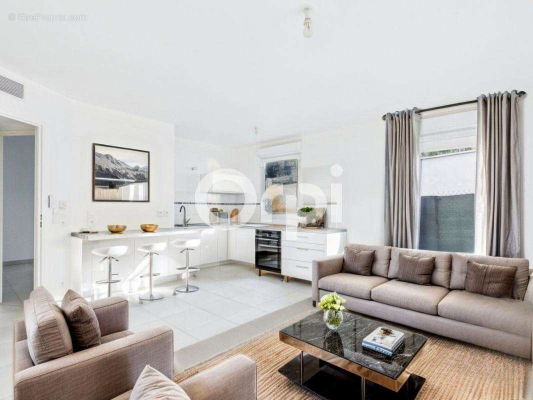 Appartement à MANDELIEU-LA-NAPOULE