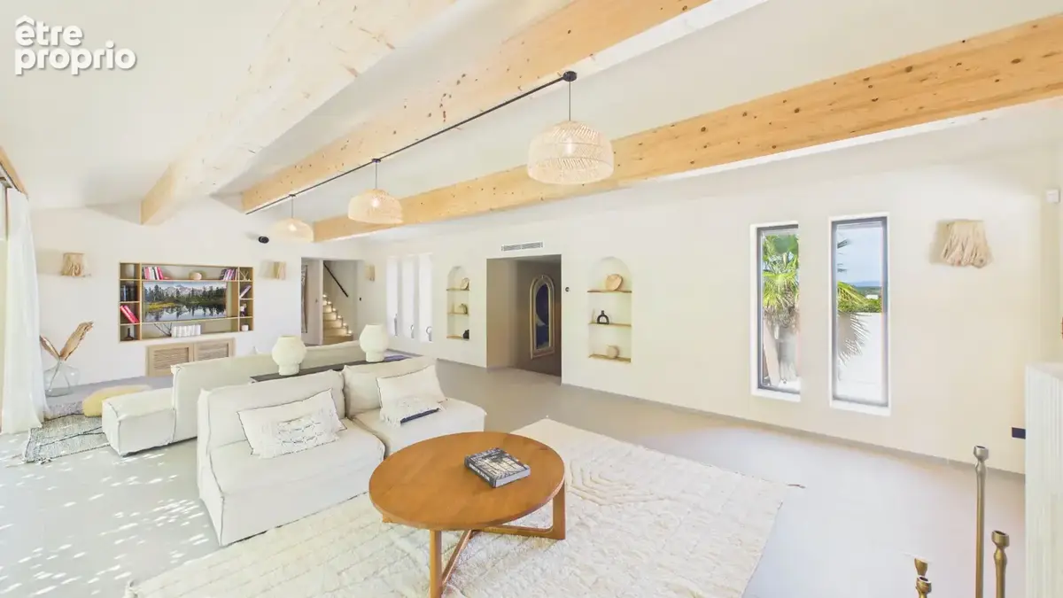 Eygalières , domaine privé avec deux villas, deux piscines, padel et vue sur les Alpilles - photo 13