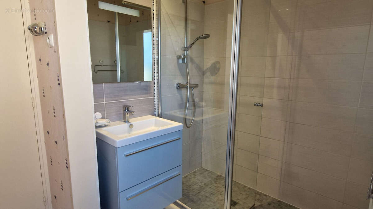 Pavillon sur sous-sol - 5 pieces - 4 chambres - photo 10