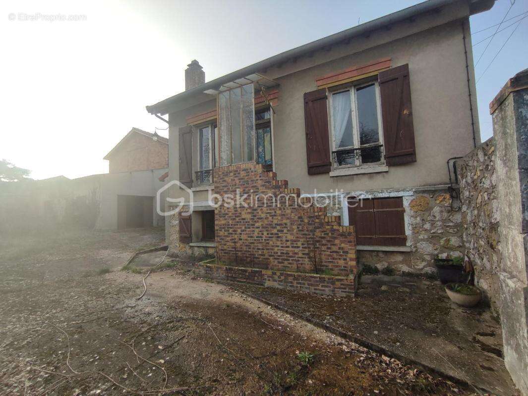 Maison à LONGJUMEAU