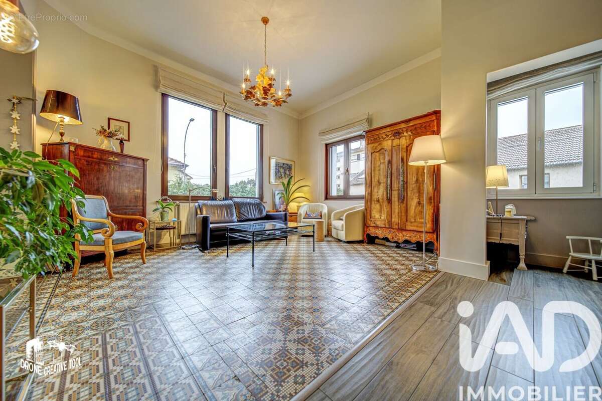 Photo 3 - Maison à MONTIGNY-LES-METZ