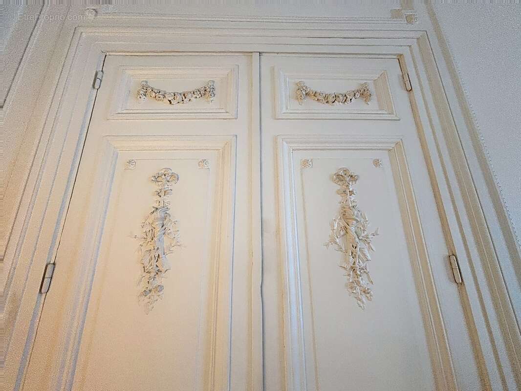 Appartement à vendre 7 pièces, jardin et parkings REIMS (51) - photo 10