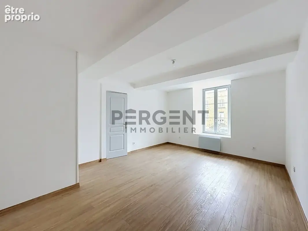 Maison 177 m² à Renwez  - photo 2