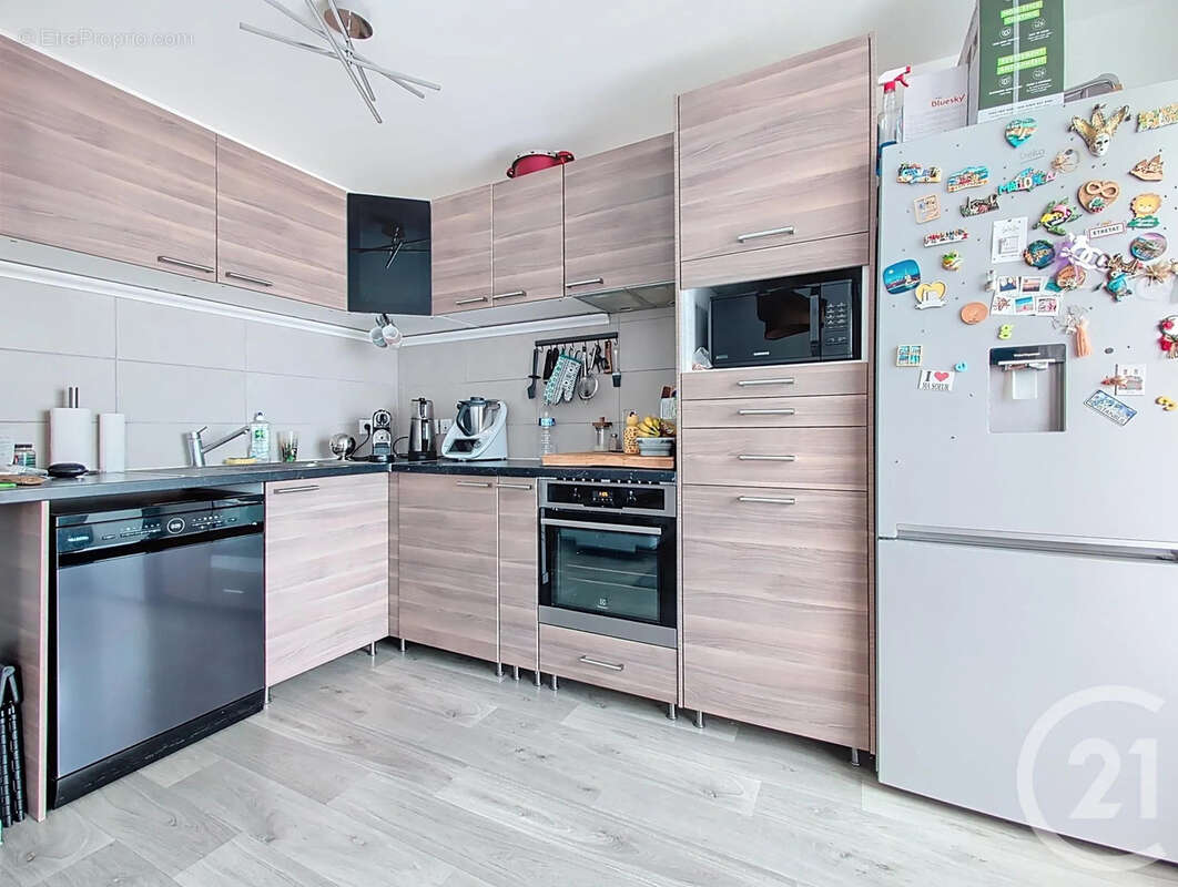 Appartement à DAMMARIE-LES-LYS