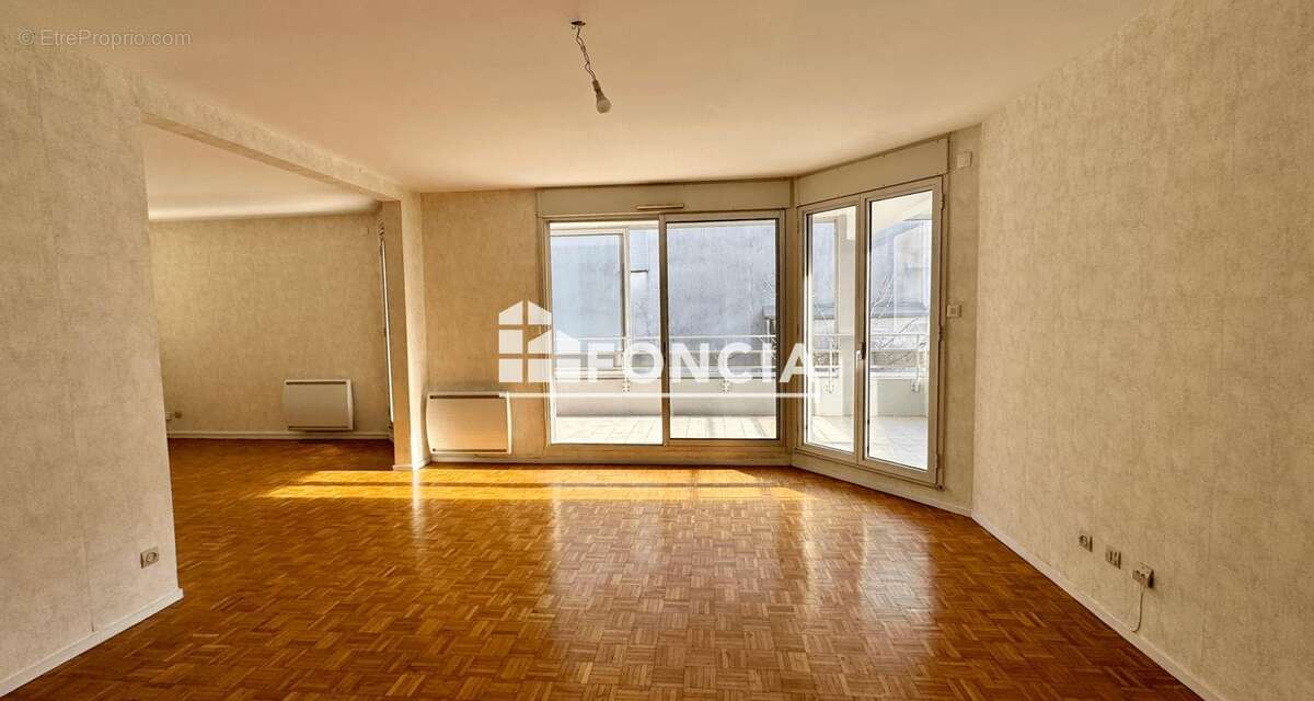 Appartement à LYON-3E