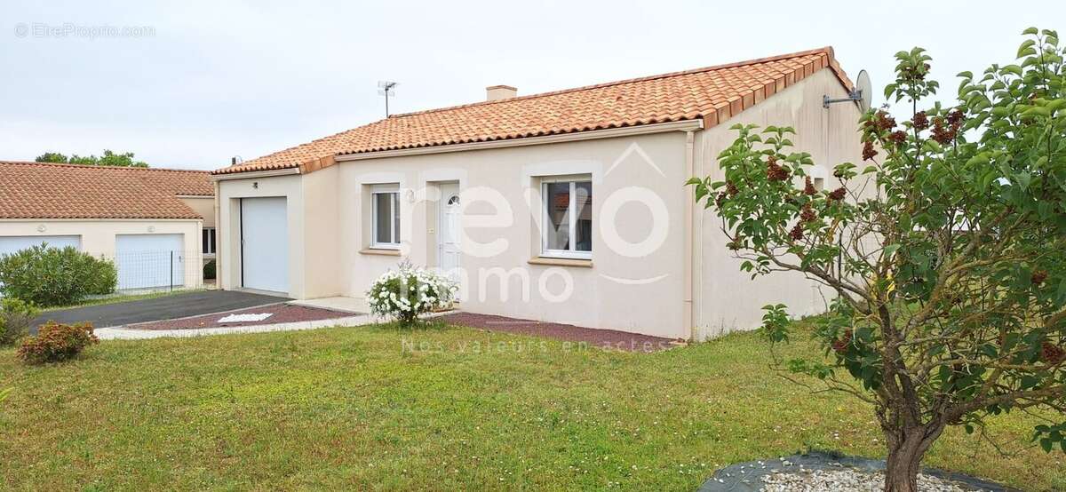 Maison à CHAMPTOCEAUX