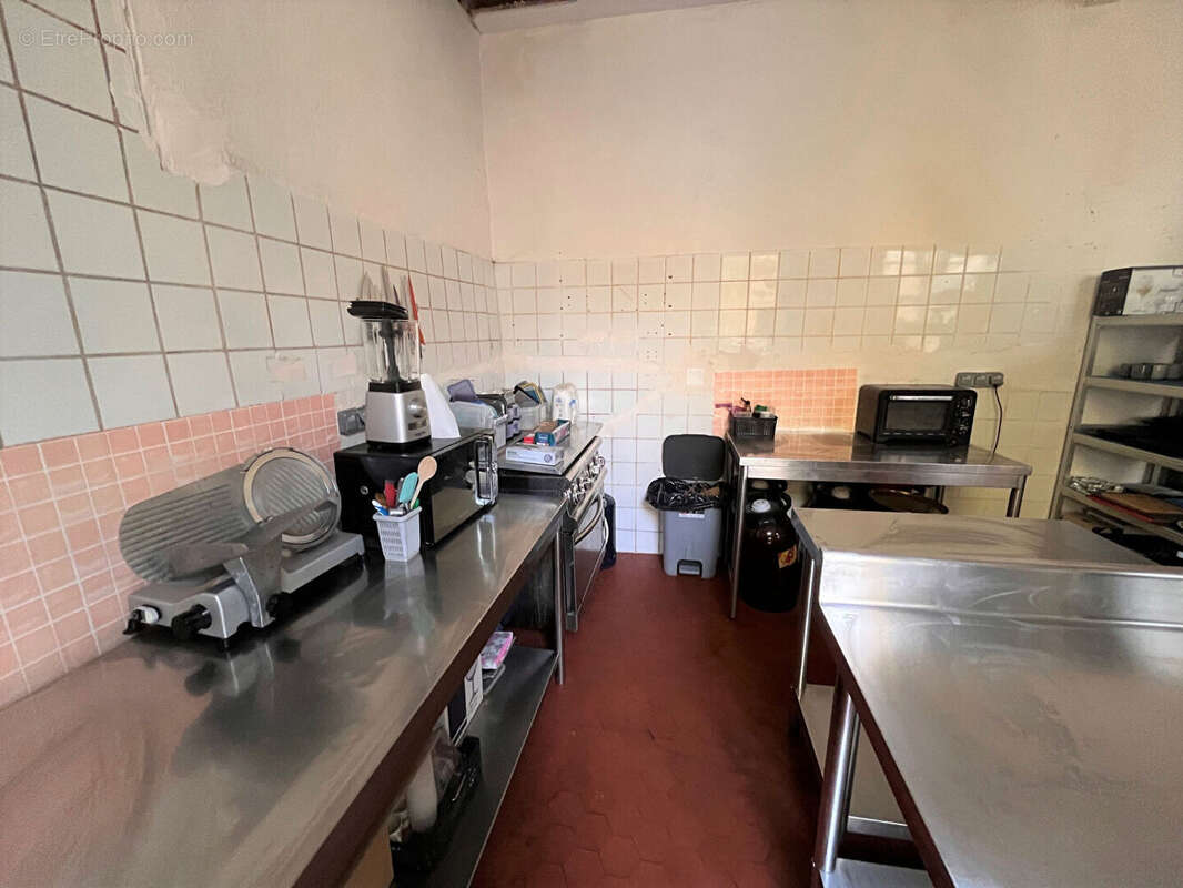 Photo 9 - Commerce à APT