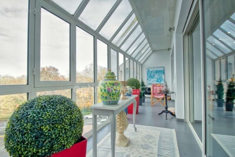 Appartement à vendre 6 pièces 220 m2 La Genette - Dernier étage – Terrasse panoramique LA ROCHELLE (17) - photo 5
