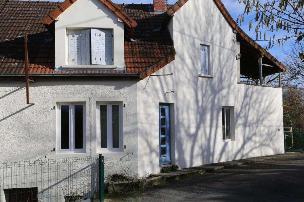 Maison à SAINT-NIZIER-SUR-ARROUX