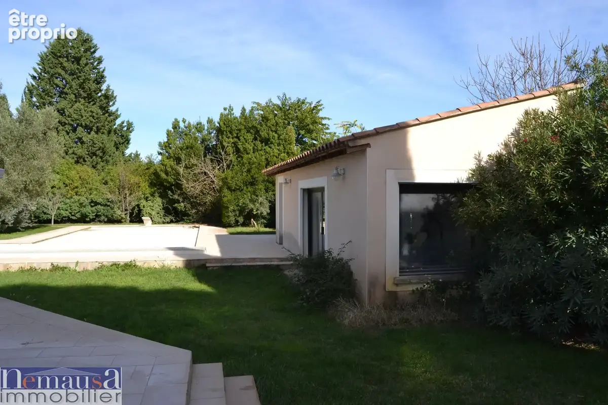 Tarascon, villa de 209m2 sur une parcelle de 2698m2 avec piscine - photo 15