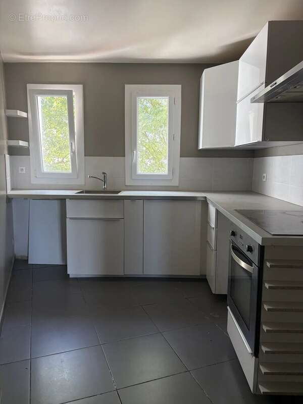 Appartement 62 m² à Voisins-Le-Bretonneux  - photo 4