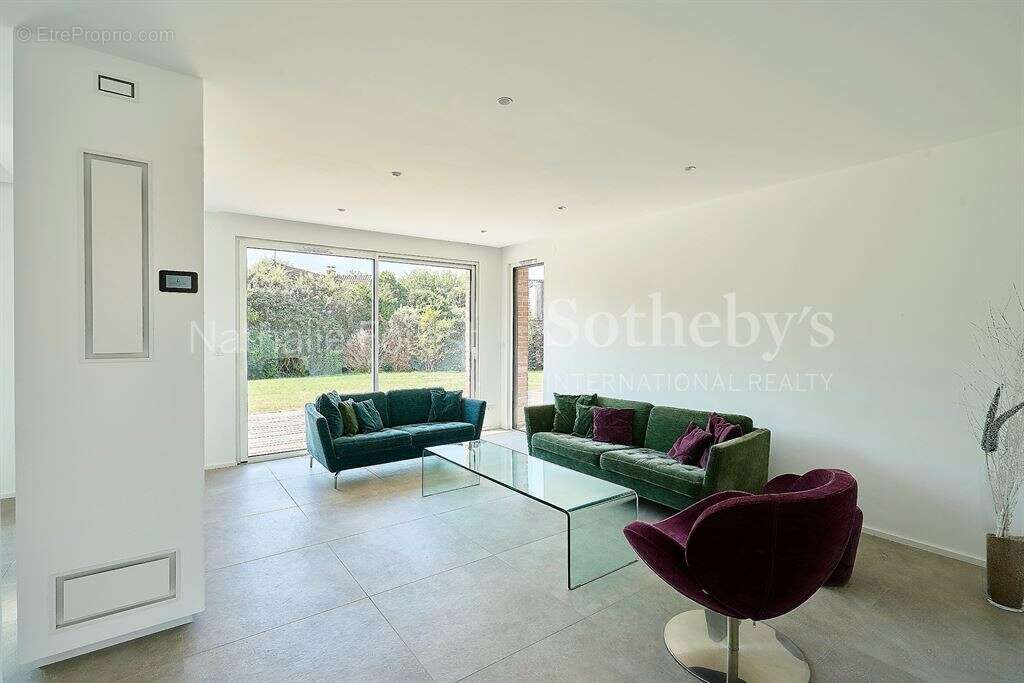 Croix résidentiel , secteur ultra recherché , superbe maison const  2025 , 5 ch sur 1026 m2 de terra - photo 6