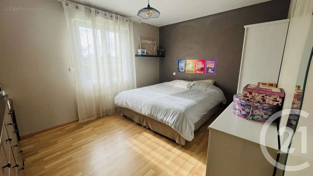 Maison 134 m² à Bernay  - photo 8