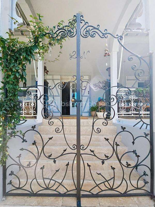 Villa de caractère 4 chambres Saint Francois - photo 19