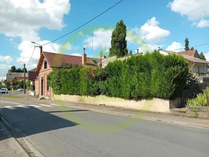 Maison à BACHANT
