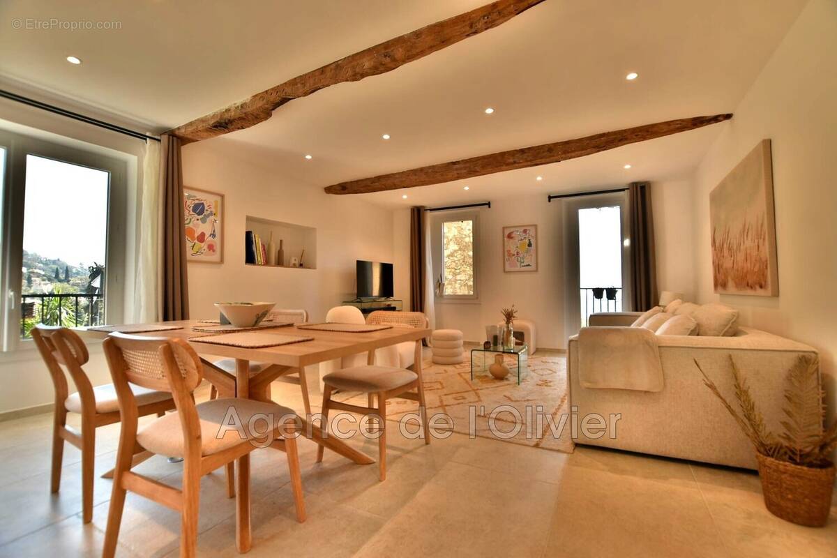 Maison 157 m² à Grasse  - photo 3