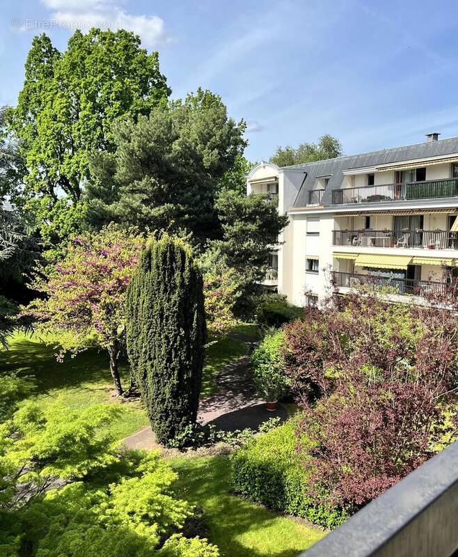 Photo 1 - Appartement à BOURG-LA-REINE