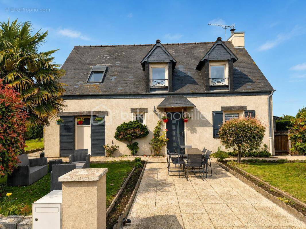 Maison à SAINT-MARCAN