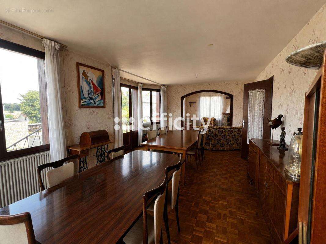 Maison 181 m² à Marcay  - photo 5