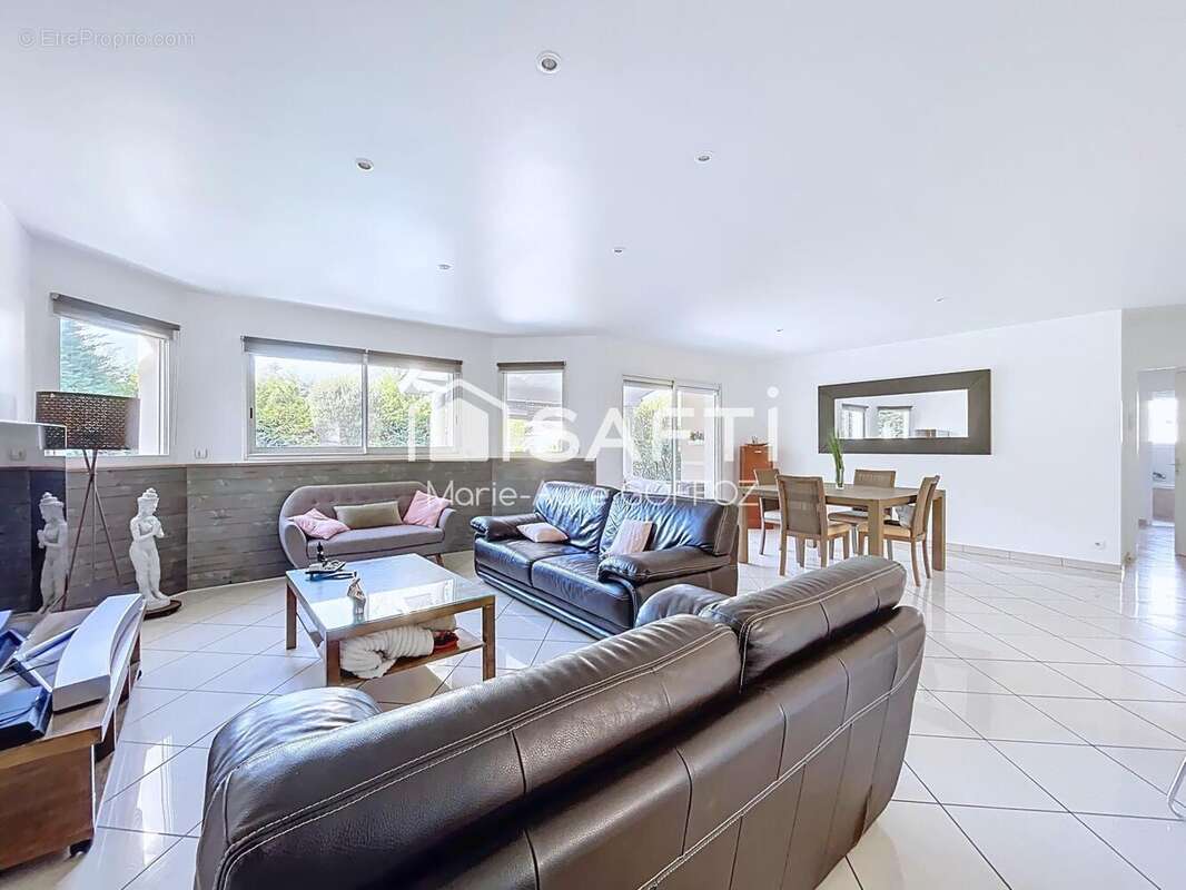 Photo 3 - Maison à BLANQUEFORT