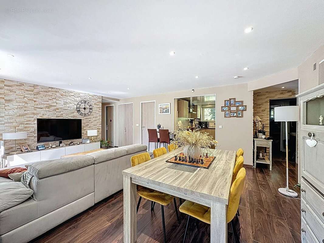 Appartement à LE CANNET