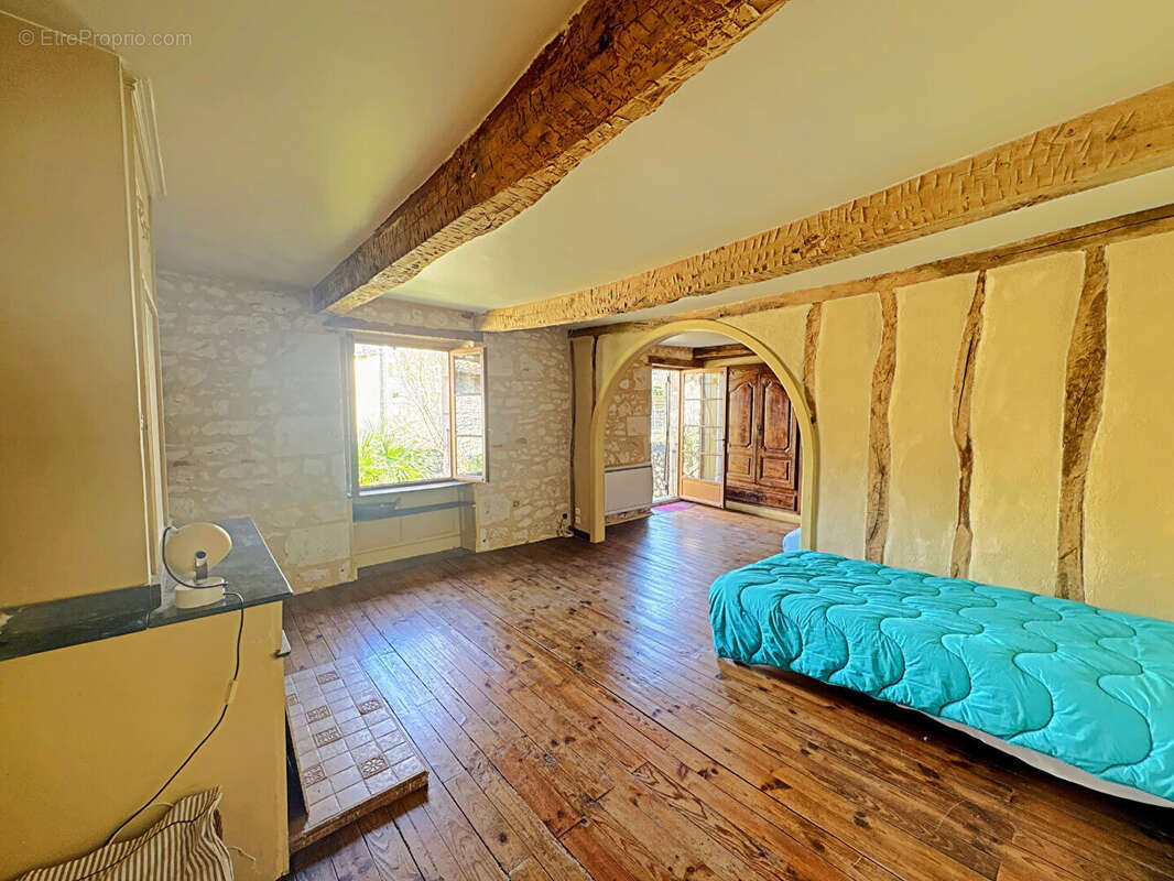 Maison à MAUVEZIN