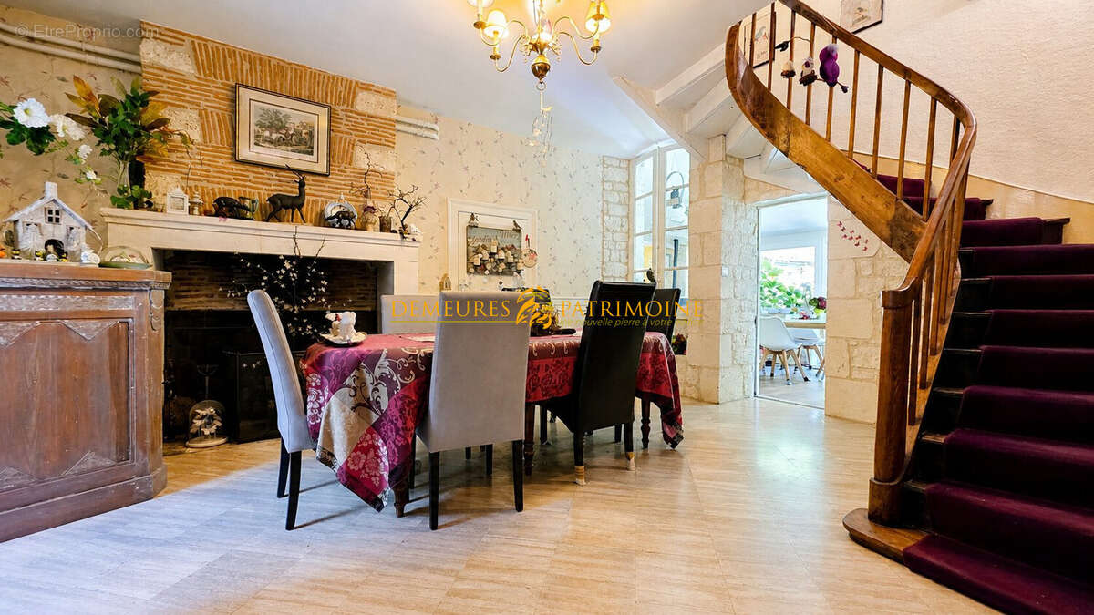 Maison à NONTRON