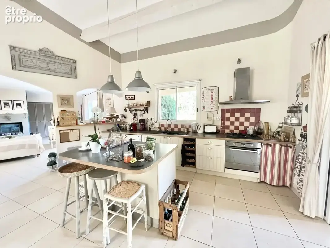 Villa d'architecte sur 5 350 m² de terrain avec piscine - photo 10