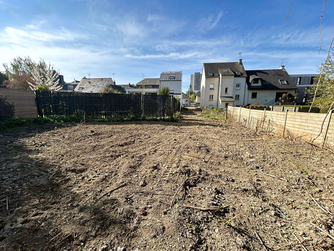 Terrain à RENNES