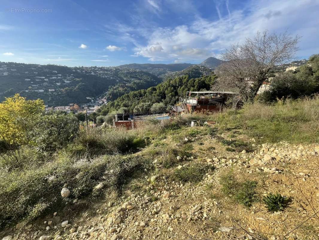 Terrain à SAINT-ANDRE-DE-LA-ROCHE