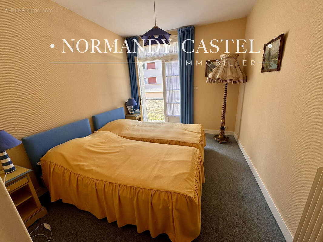 Appartement à TROUVILLE-SUR-MER