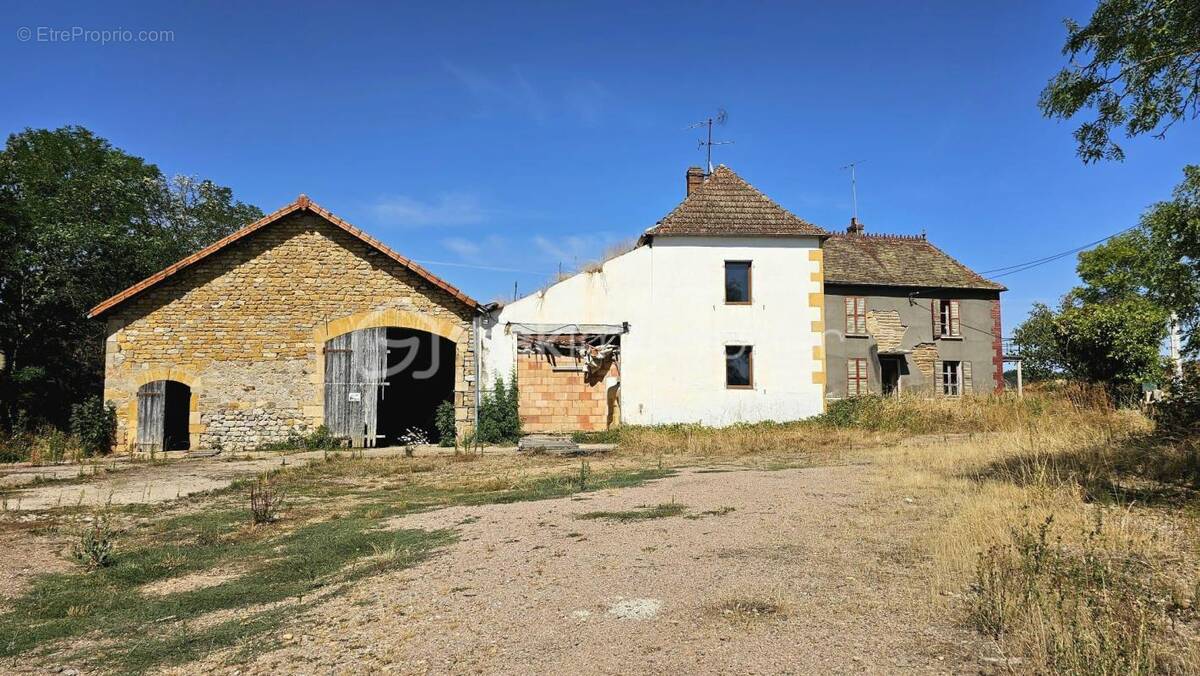 Maison à MELAY