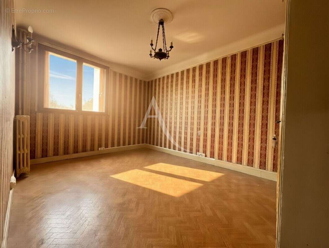 Appartement à FONTENAY-SOUS-BOIS