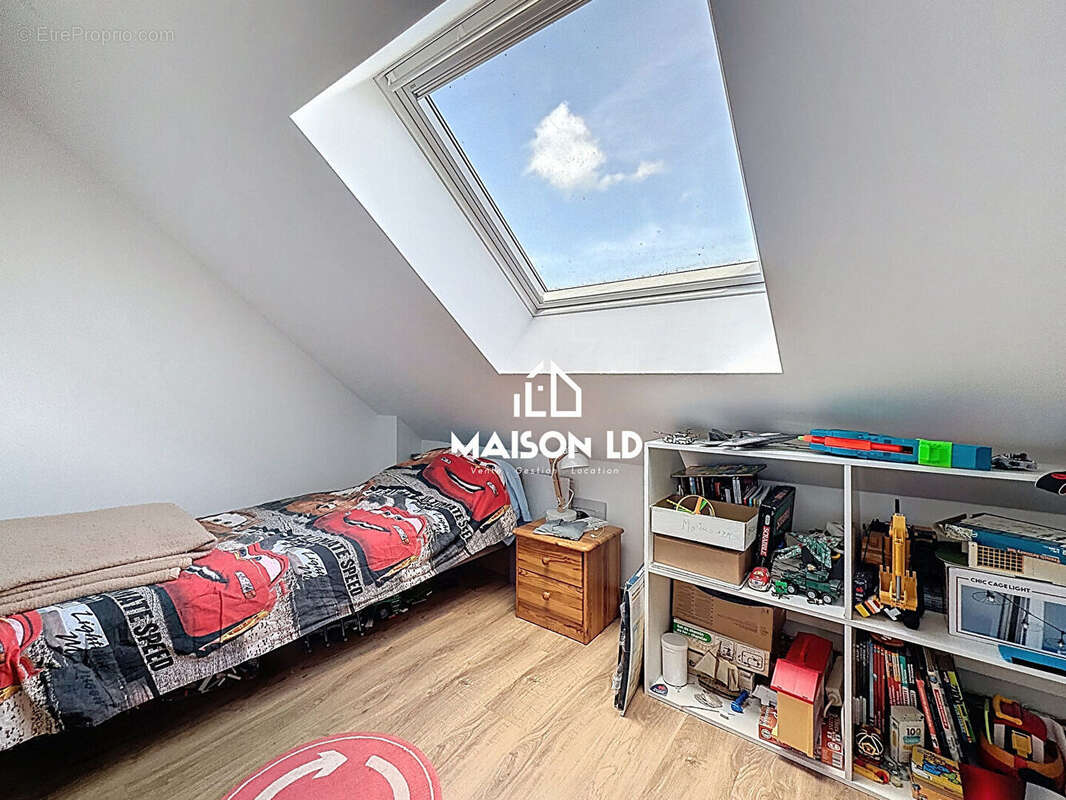 Maison à MONDEVILLE