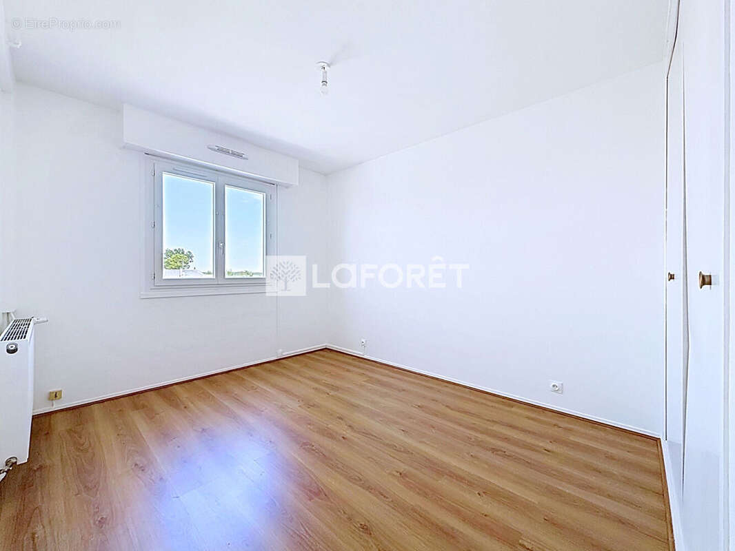 Appartement à MAINVILLIERS