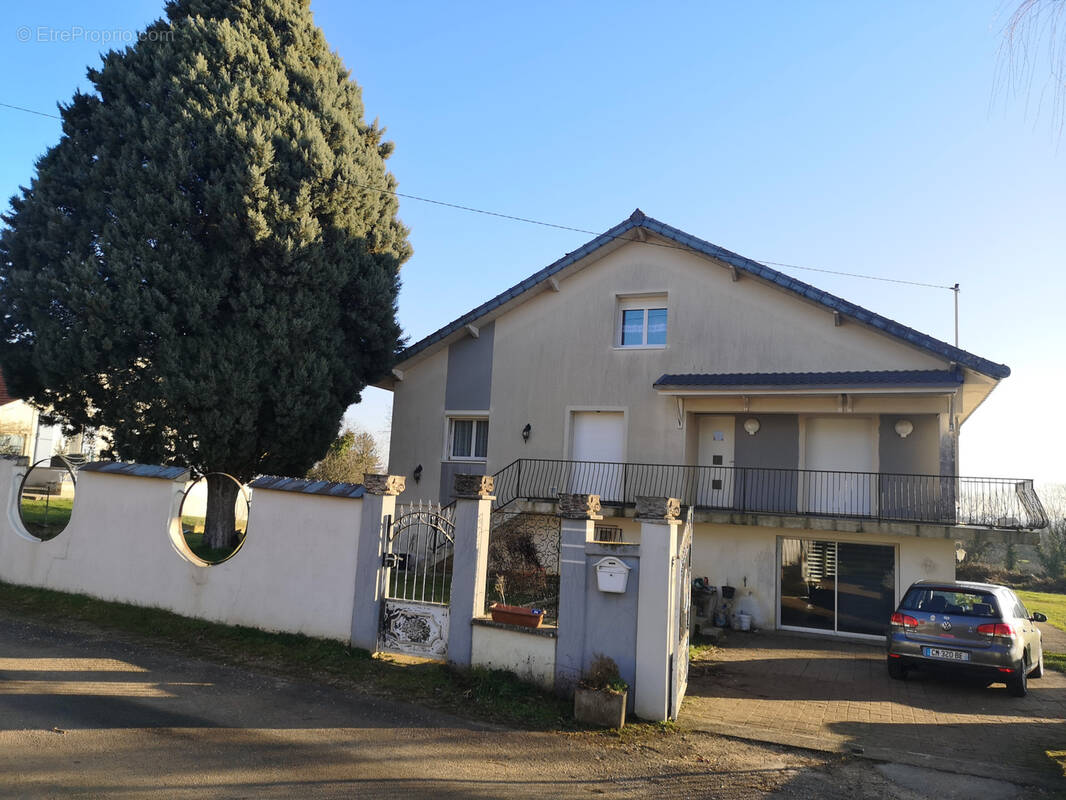 Maison à LANTENNE-VERTIERE