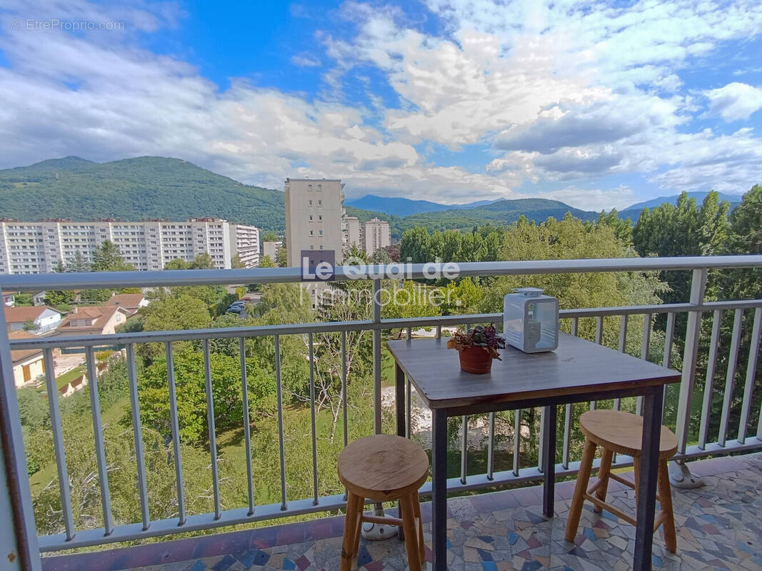 Appartement à SAINT-MARTIN-D&#039;HERES